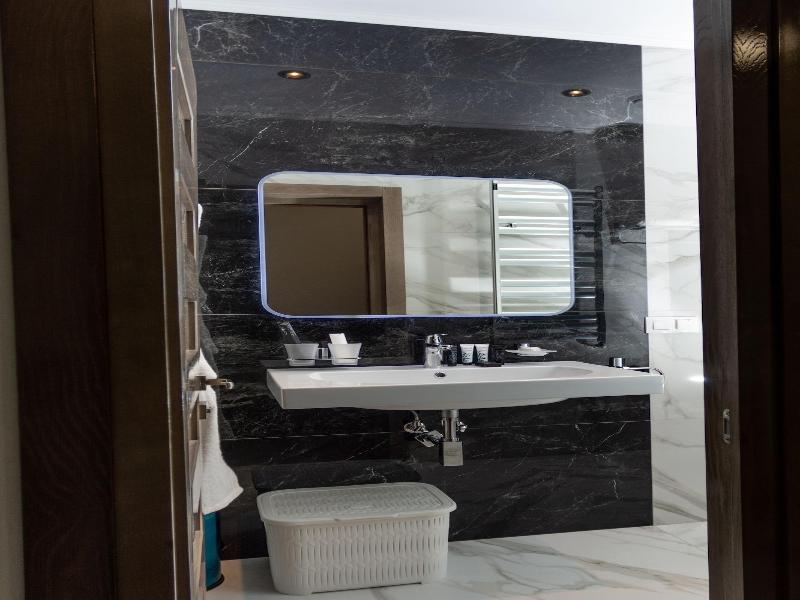 Downtown Suites Yerevan image