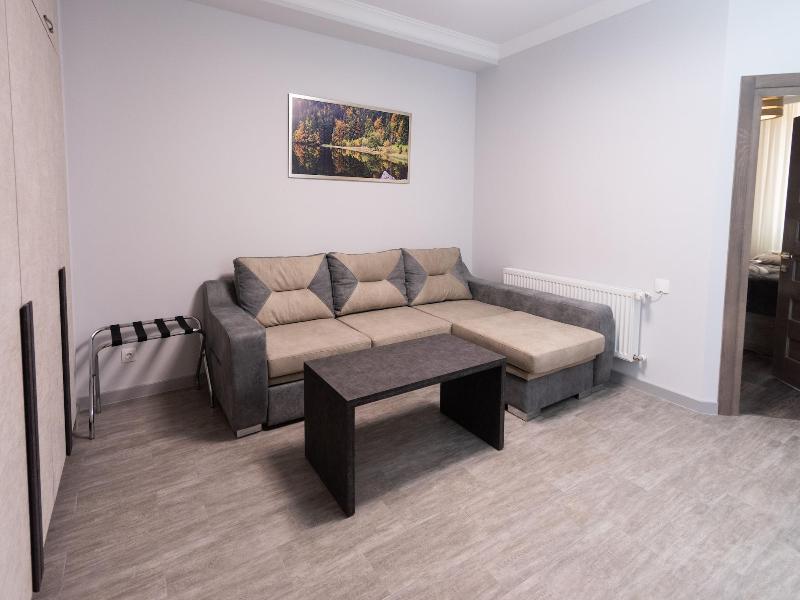 Downtown Suites Yerevan image