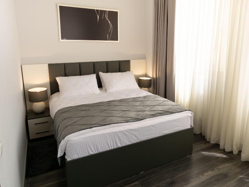 Downtown Suites Yerevan image