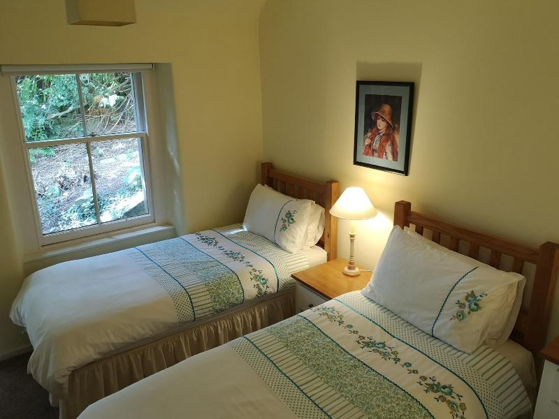 Annslea Garden Cottage image