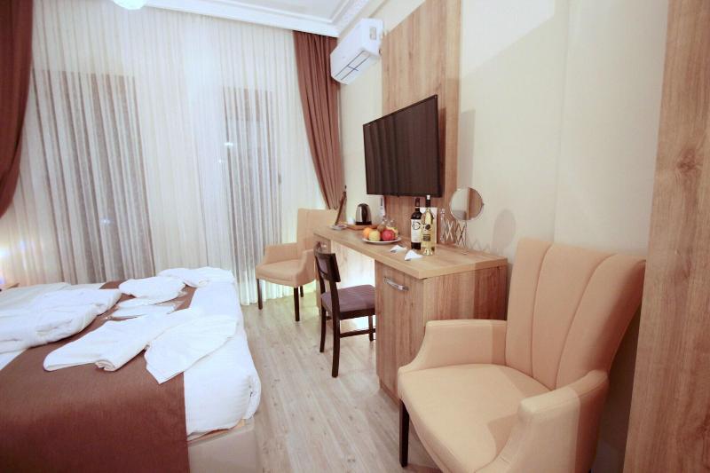 Butterfly Butik Hotel image