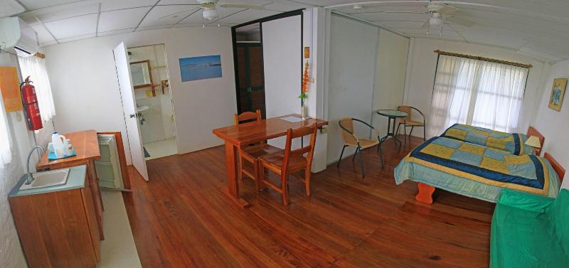 Galapagos Chalet image