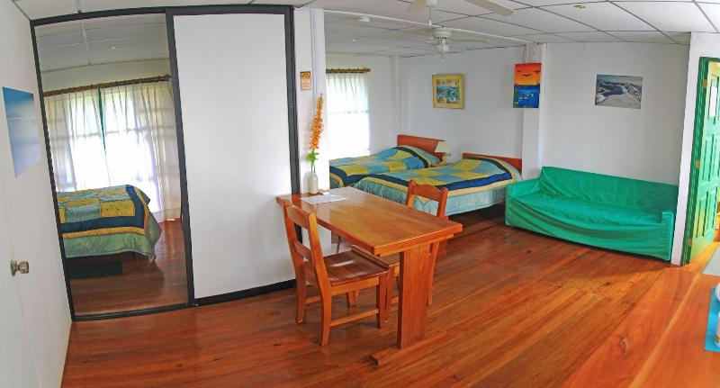 Galapagos Chalet image