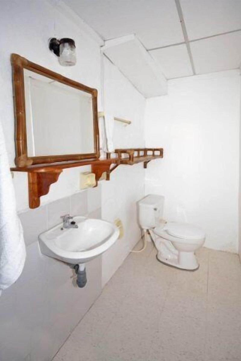Galapagos Chalet image