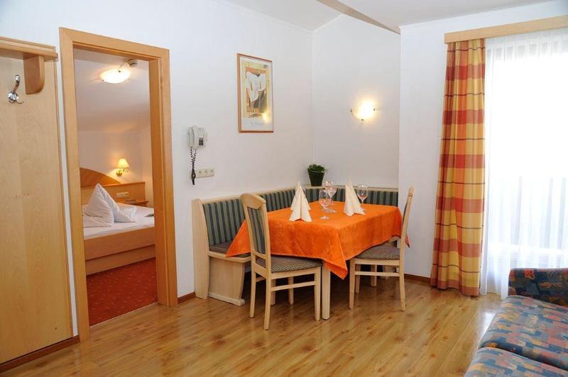 Hotel Alpina image