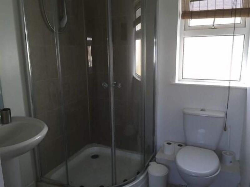 Smarties Surf Lodge image