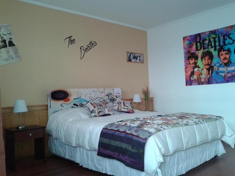 Ecomusic Hotel image