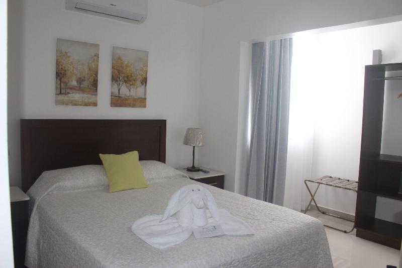 Regina Hotel image