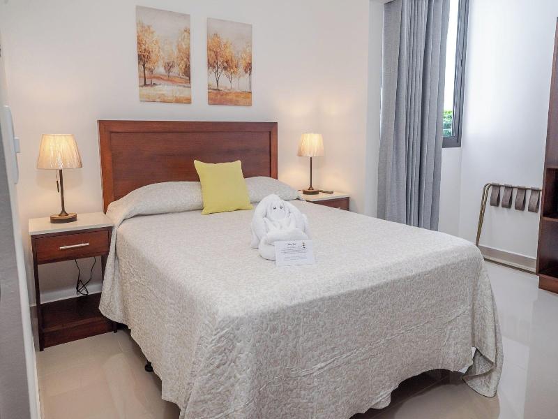 Regina Hotel image