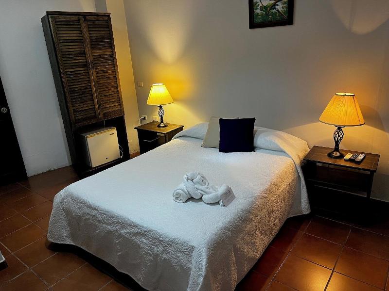 Regina Hotel image