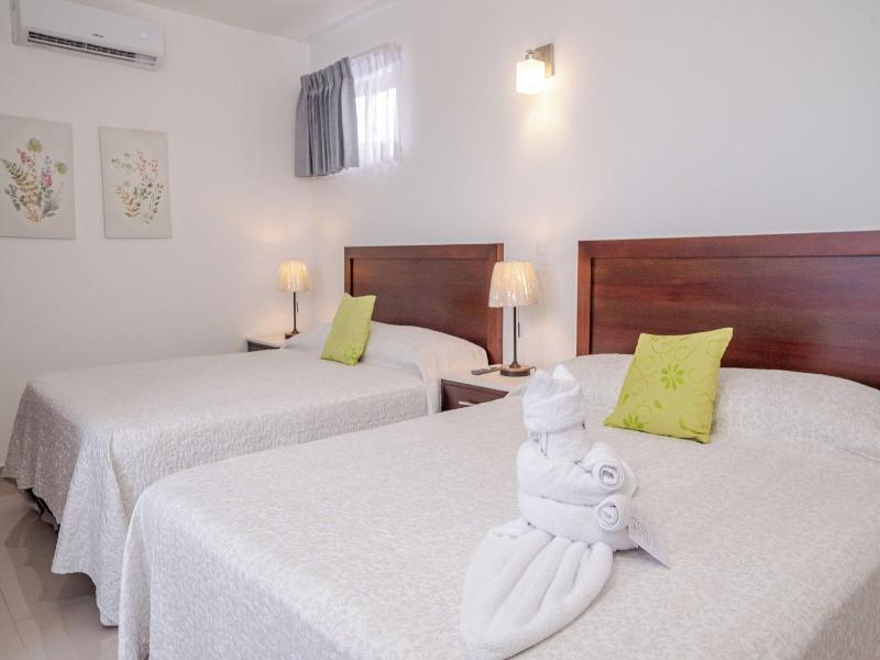 Regina Hotel image