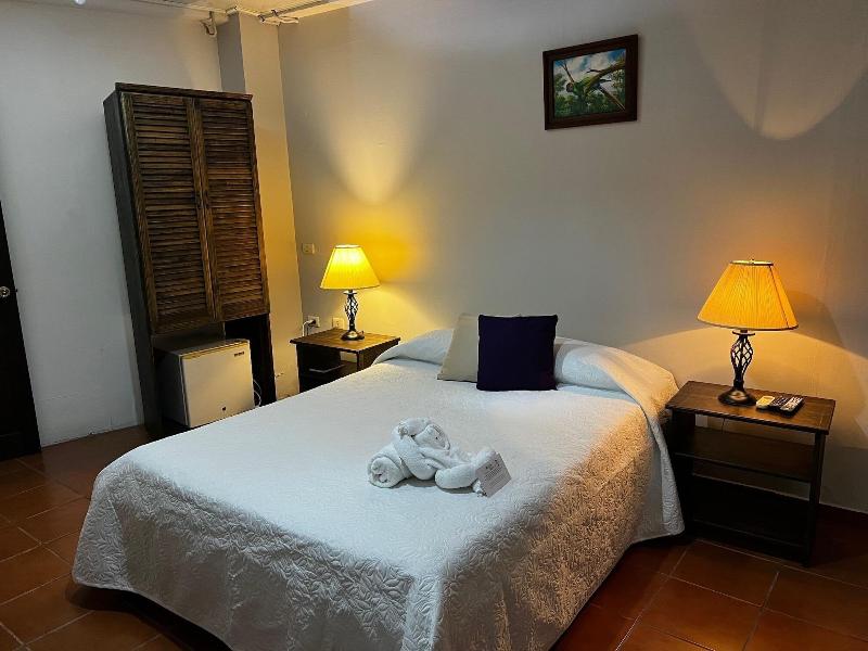 Regina Hotel image