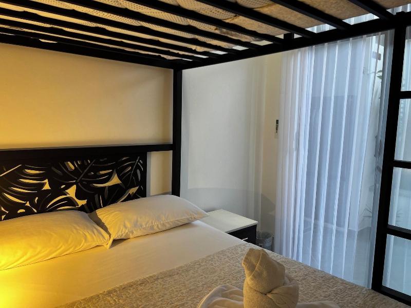 Regina Hotel image