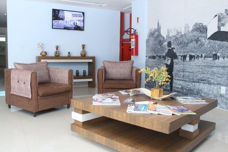 Champs Dumont Apart Hotel image