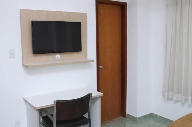 Champs Dumont Apart Hotel image