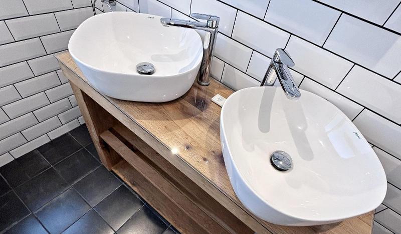The Lapwing image