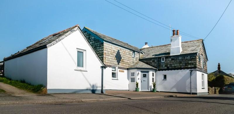 Sandown Cottage image