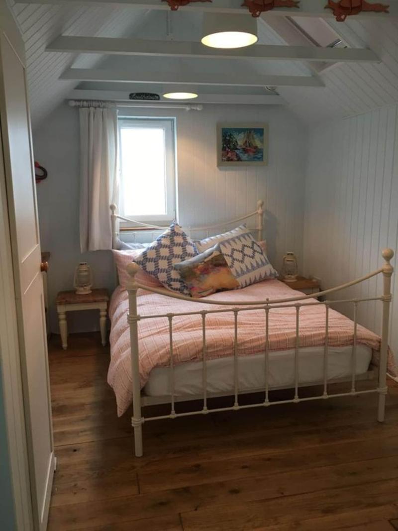 Sandown Cottage image