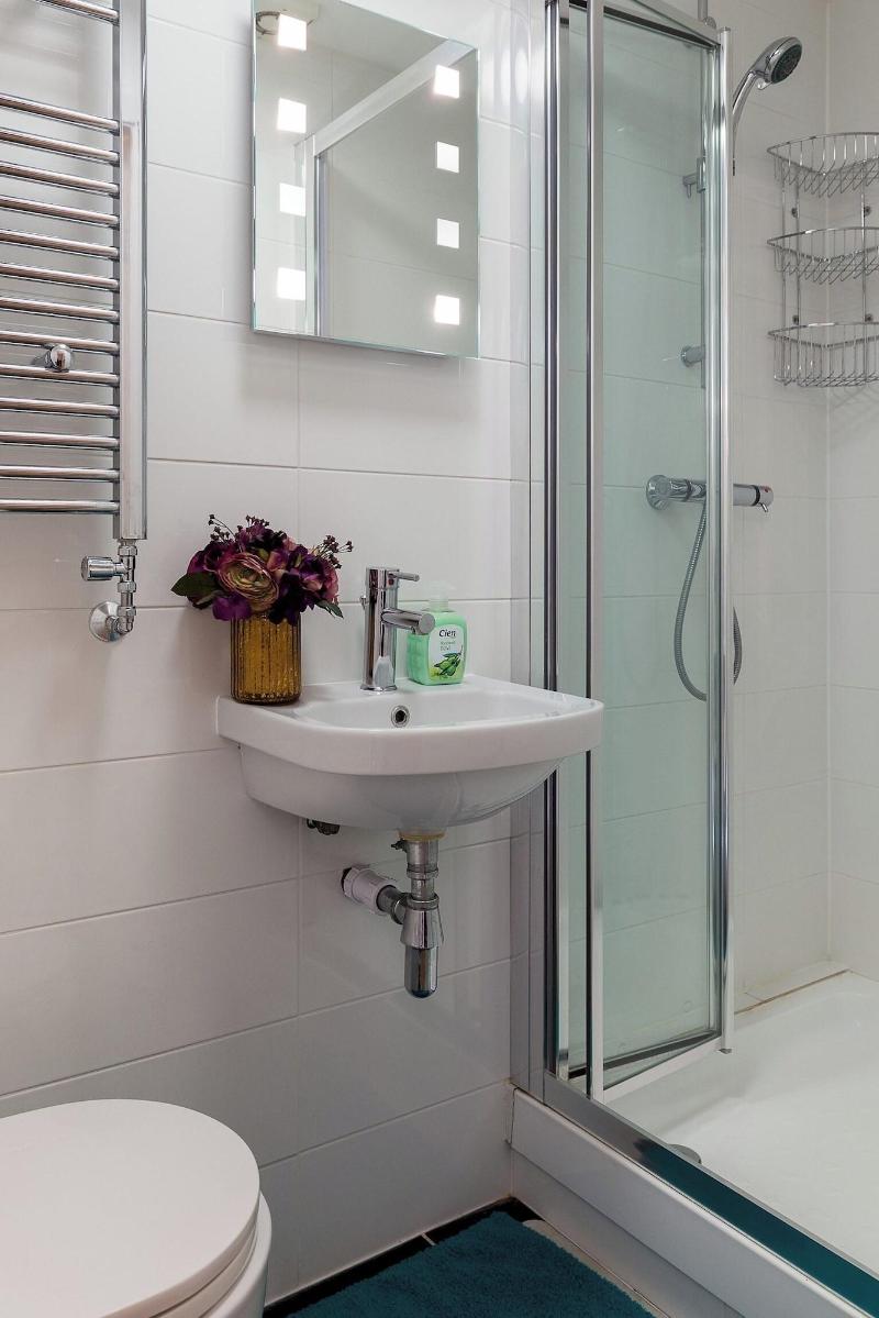 Luxury Villa 6-bed Next to Marble Arch image