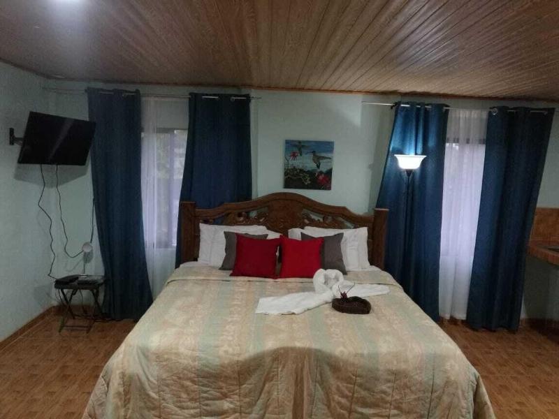 Cabinas Ecogarden Arenal image