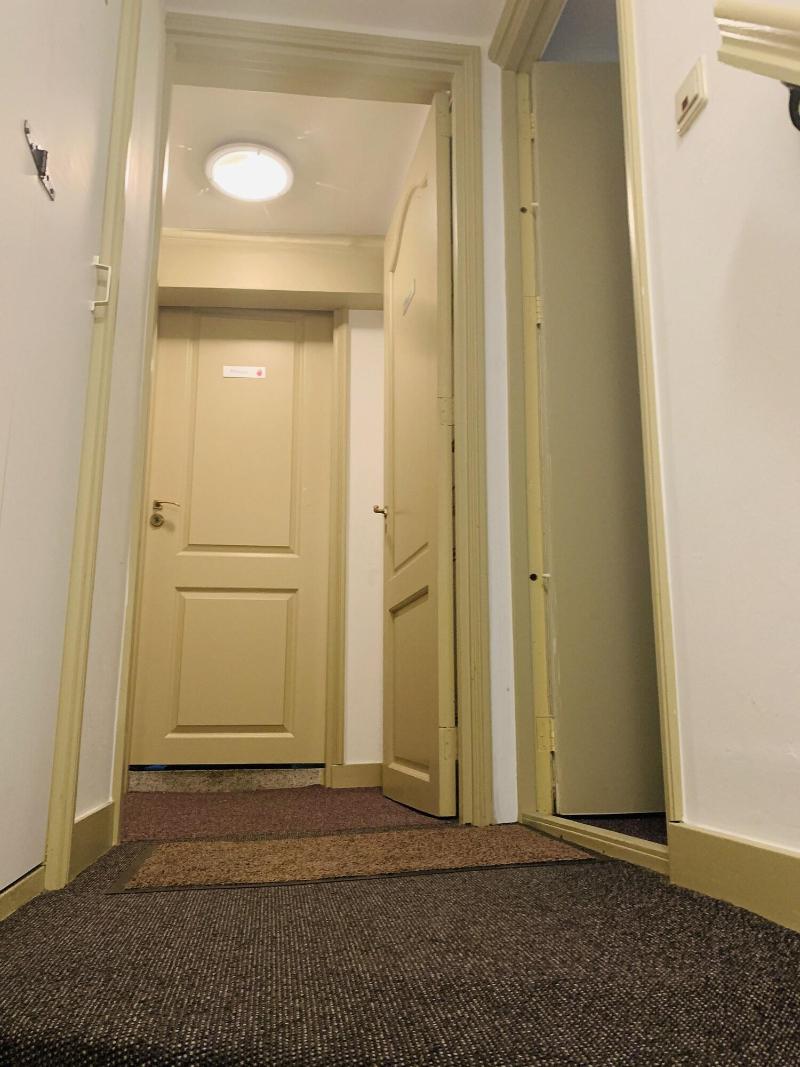 Amsterdam Central Guest House image