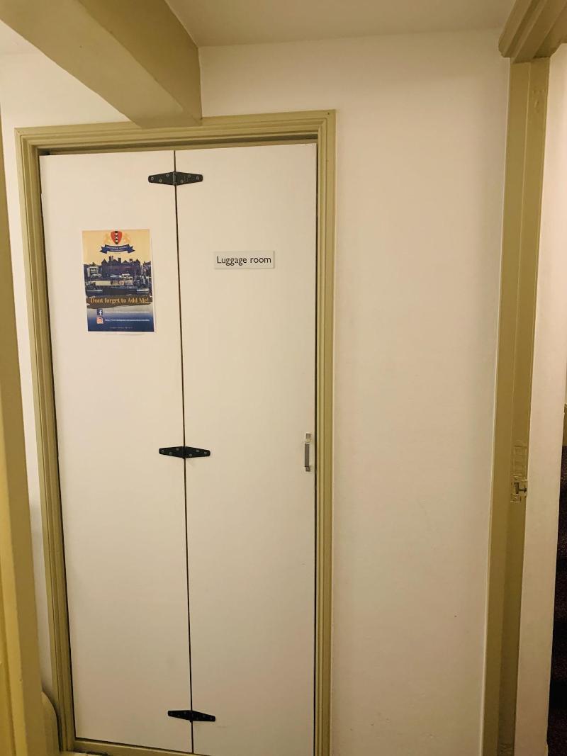 Amsterdam Central Guest House image