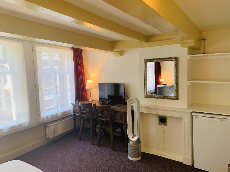 Amsterdam Central Guest House image