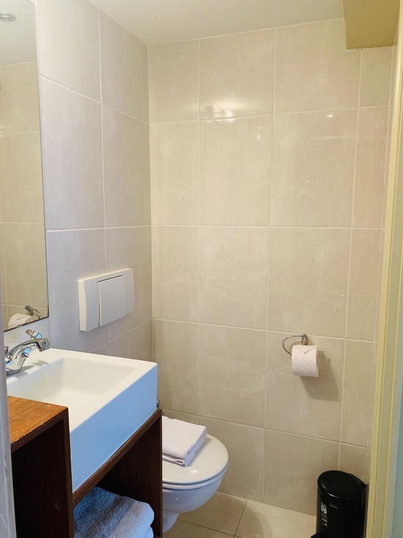 Amsterdam Central Guest House image