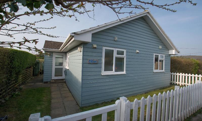 Swallows Croyde 3 Bedrooms, Sleeps 6, Beach Chale image
