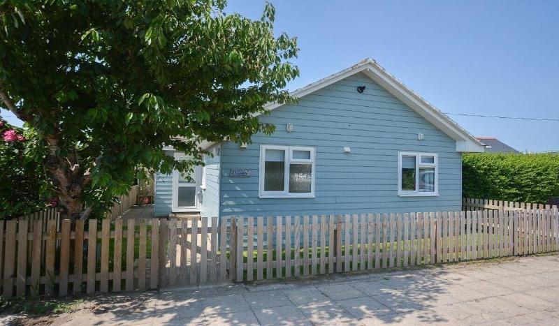 Swallows Croyde 3 Bedrooms, Sleeps 6, Beach Chale image