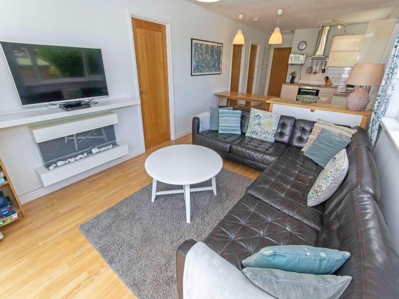 Swallows Croyde 3 Bedrooms, Sleeps 6, Beach Chale image