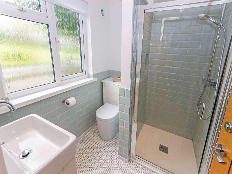 Swallows Croyde 3 Bedrooms, Sleeps 6, Beach Chale image