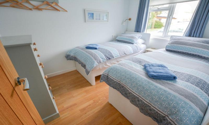 Swallows Croyde 3 Bedrooms, Sleeps 6, Beach Chale image