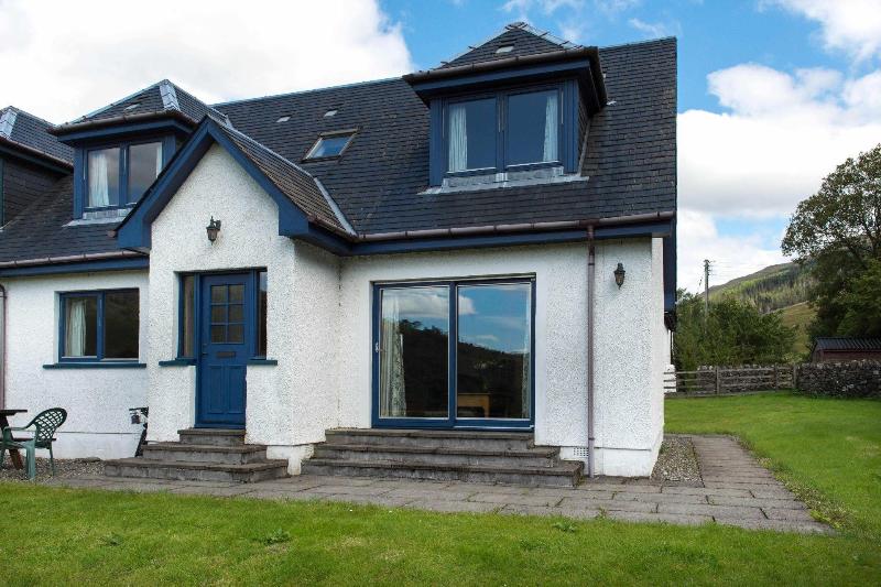 Stob Binnein Cottage image