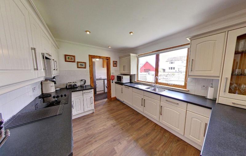 Stob Binnein Cottage image