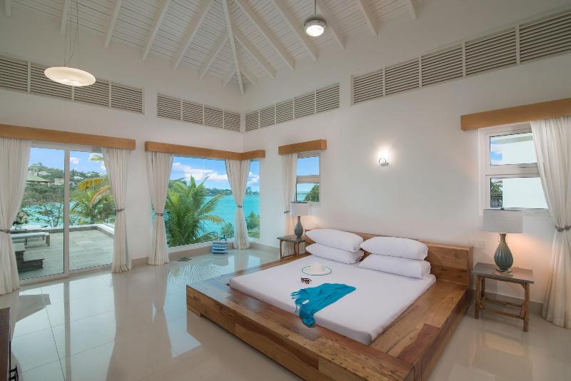 Crown Villas 5 bdrm image