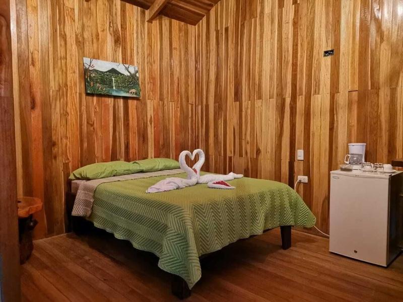 Arenal Rustic Lodge image