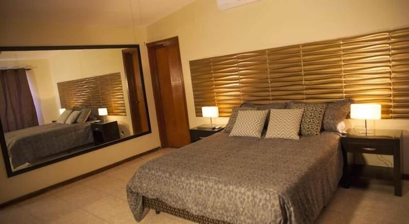Hotel Boutique Valverde Cumbres de la Escalon image
