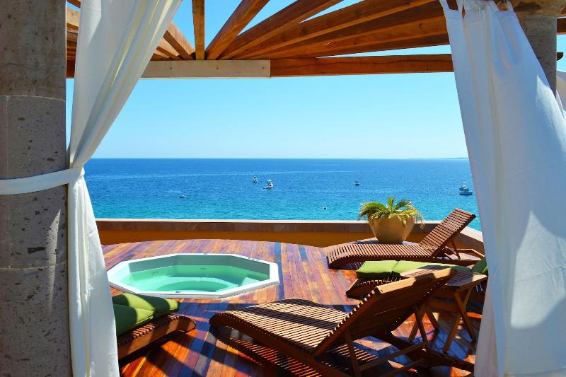 Villas de Cortez Penthouse — main photo