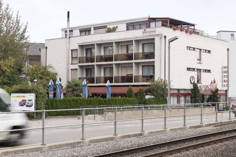 Hotel Bahnhof image