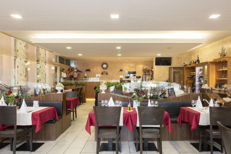 Hotel Bahnhof image