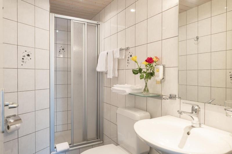 Hotel Bahnhof image