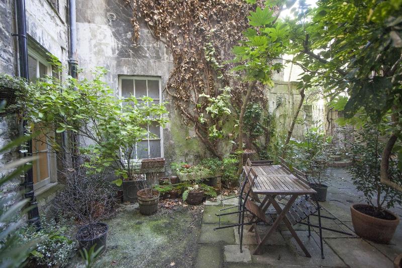 The Georgian Townhouse Pierrepont Place image