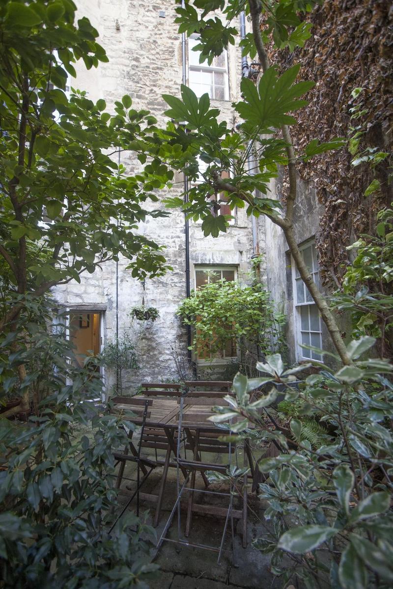 The Georgian Townhouse Pierrepont Place image