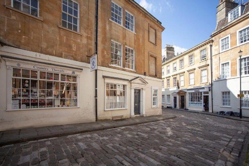 The Georgian Townhouse Pierrepont Place image