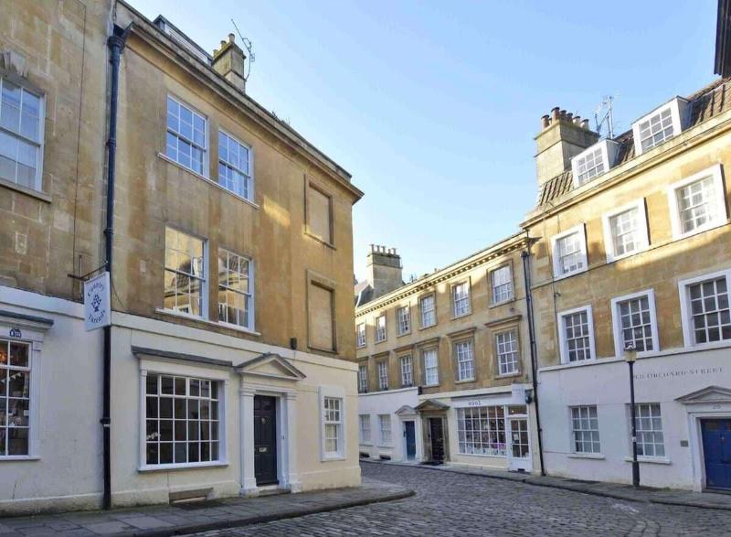 The Georgian Townhouse Pierrepont Place image