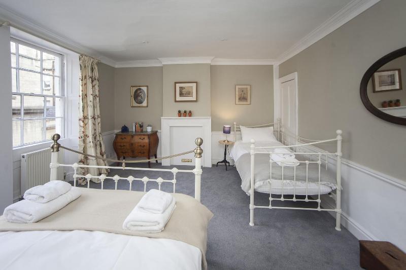The Georgian Townhouse Pierrepont Place image