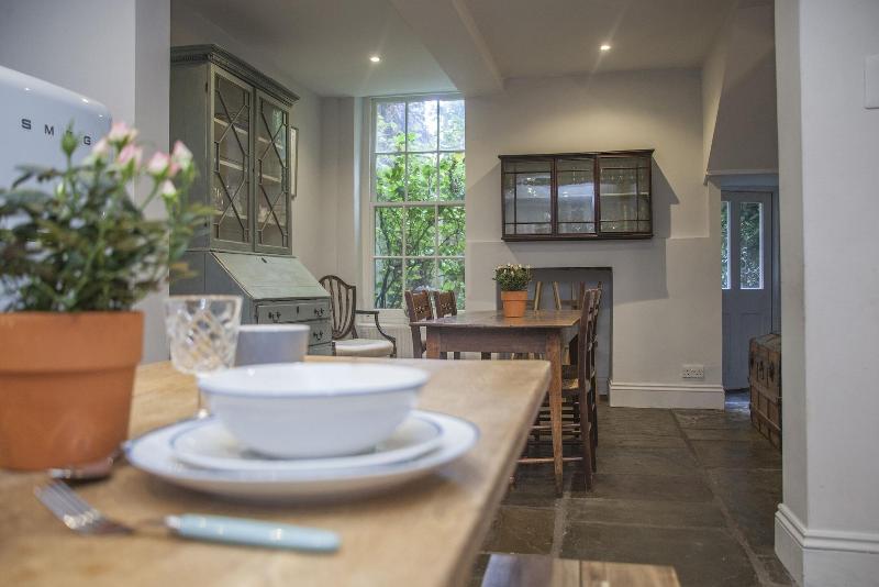 The Georgian Townhouse Pierrepont Place image