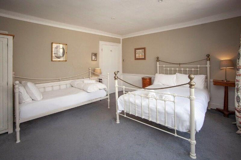 The Georgian Townhouse Pierrepont Place image