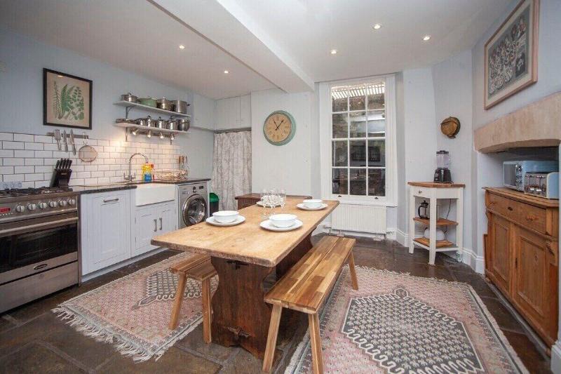 The Georgian Townhouse Pierrepont Place image